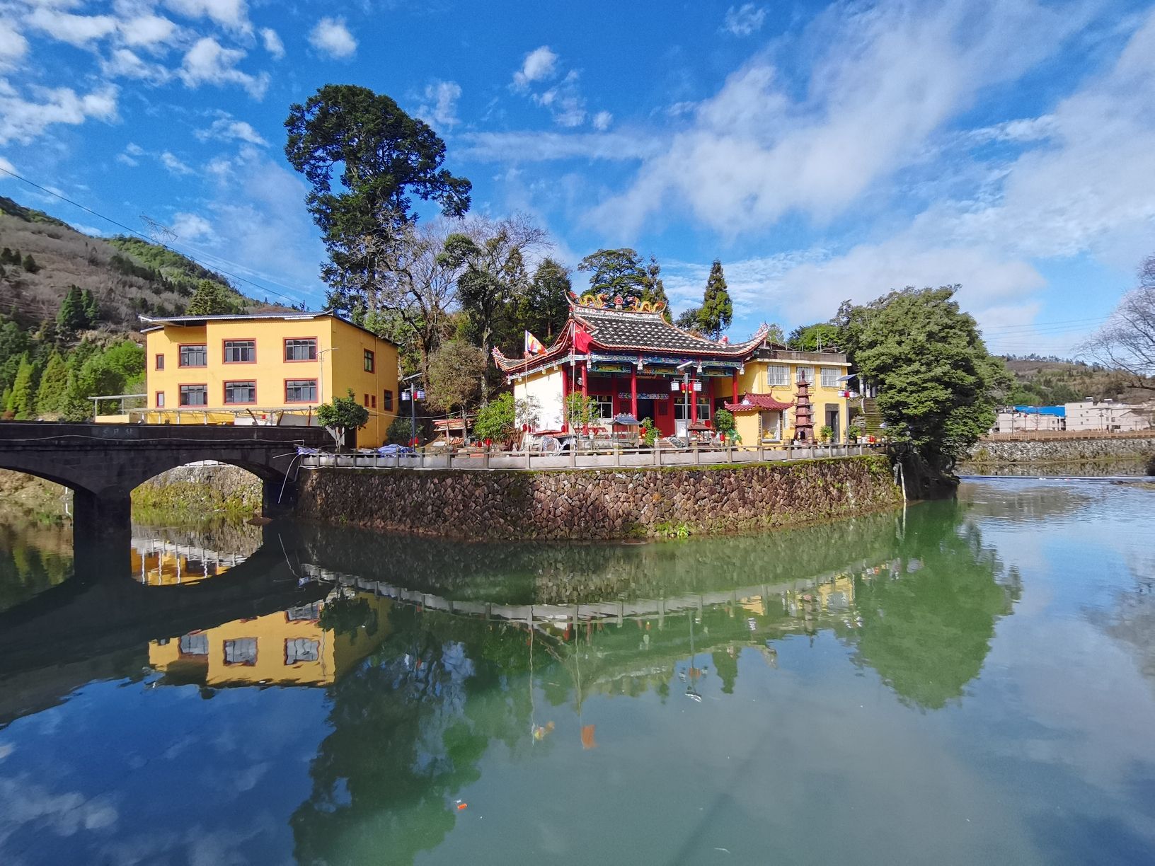 周宁县古月寺实景照片