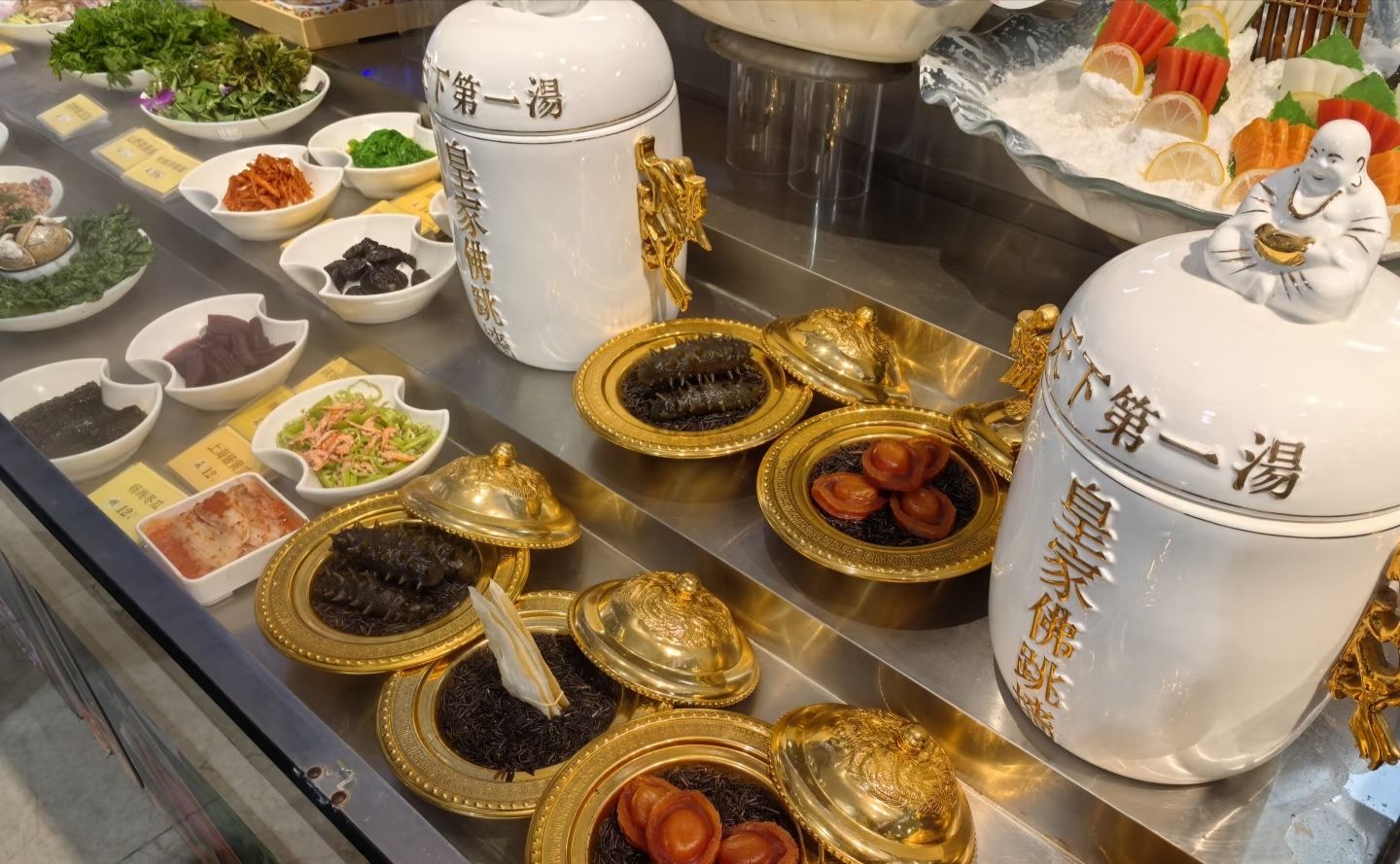 新安东阁海鲜酒楼(中朝鸭绿江江景店)