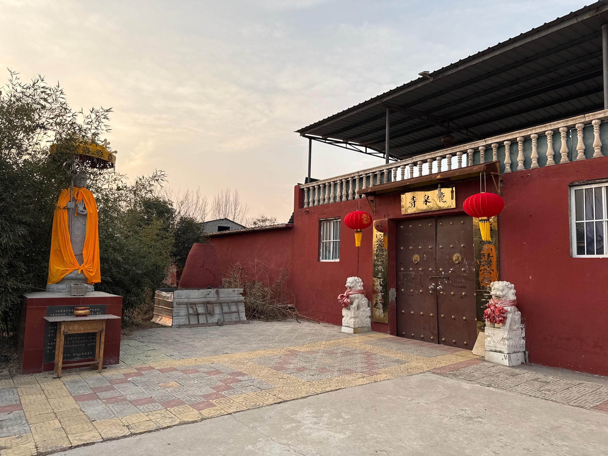 龙泉寺实景照片