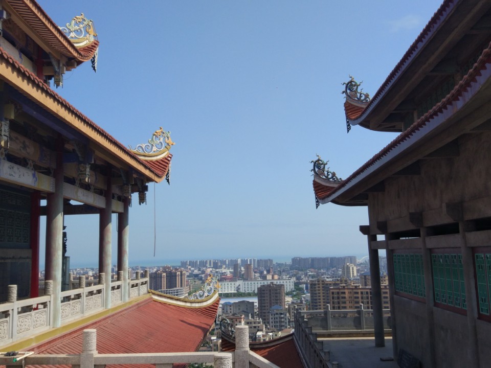 龙角峰寺实景照片