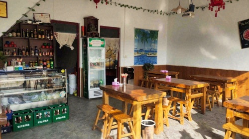 功艺师摇滚炒鸡(运文线店)内部环境
