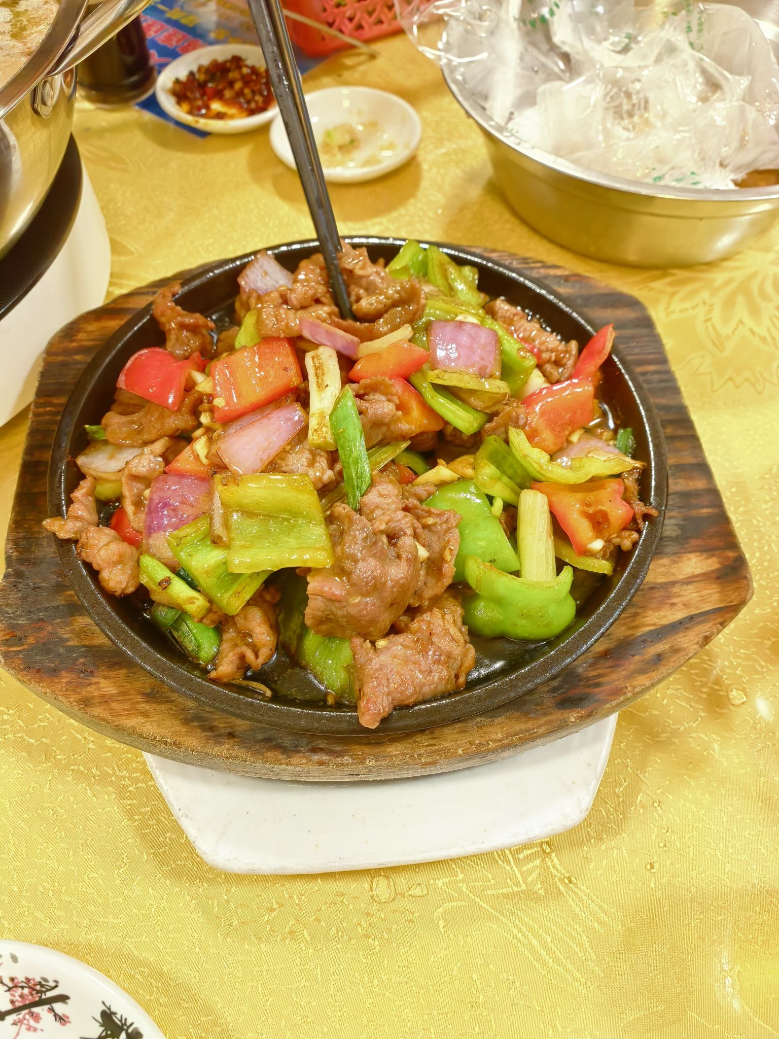信都鸡餐馆