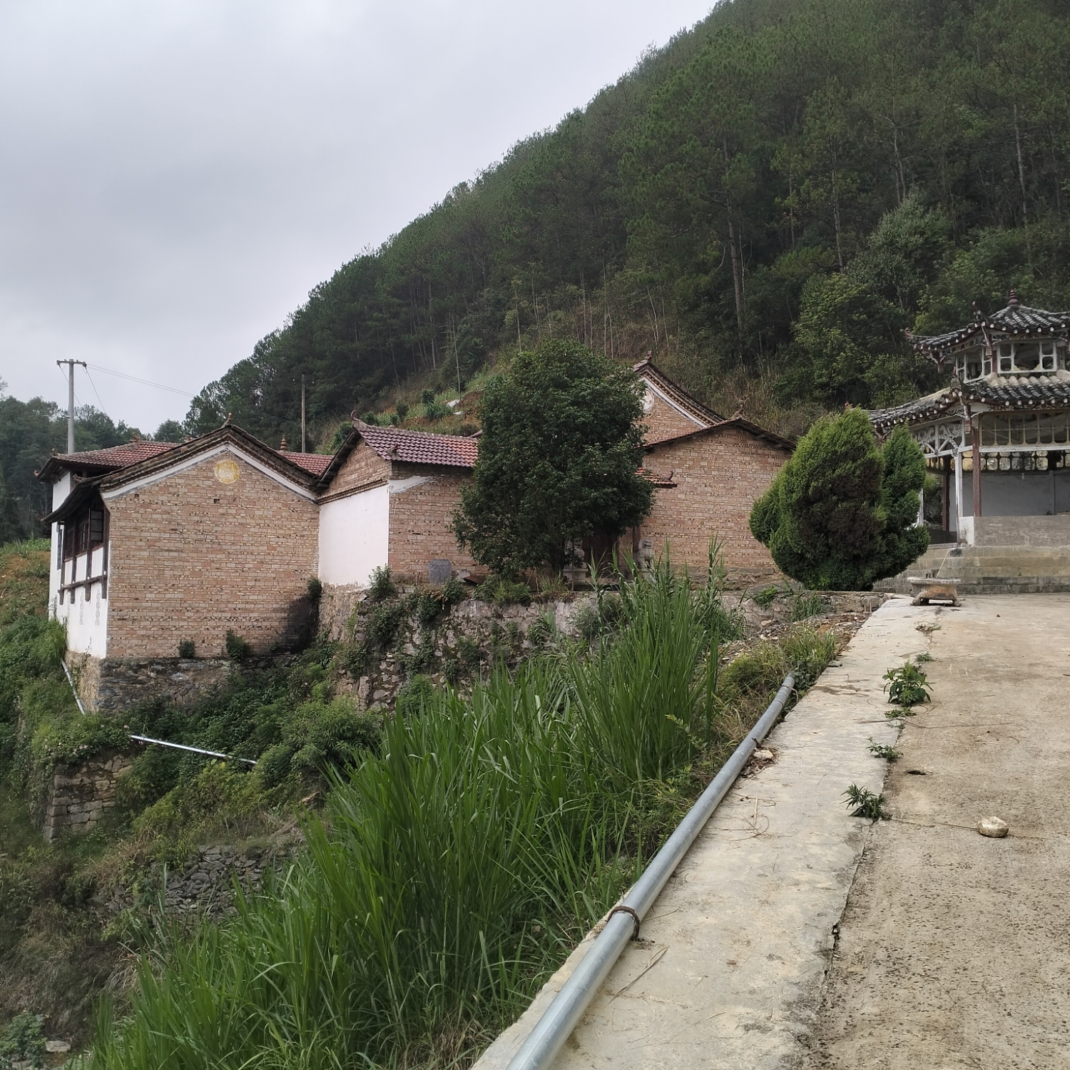 双水井朝阳寺实景照片