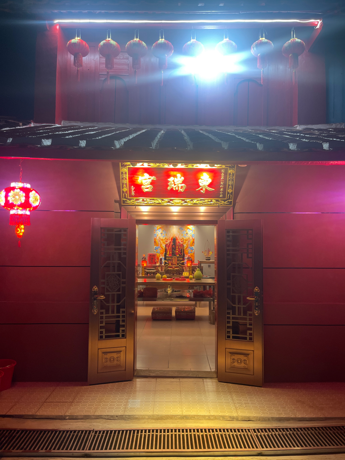 闽台第一财神庙分庙东瑞宫实景照片