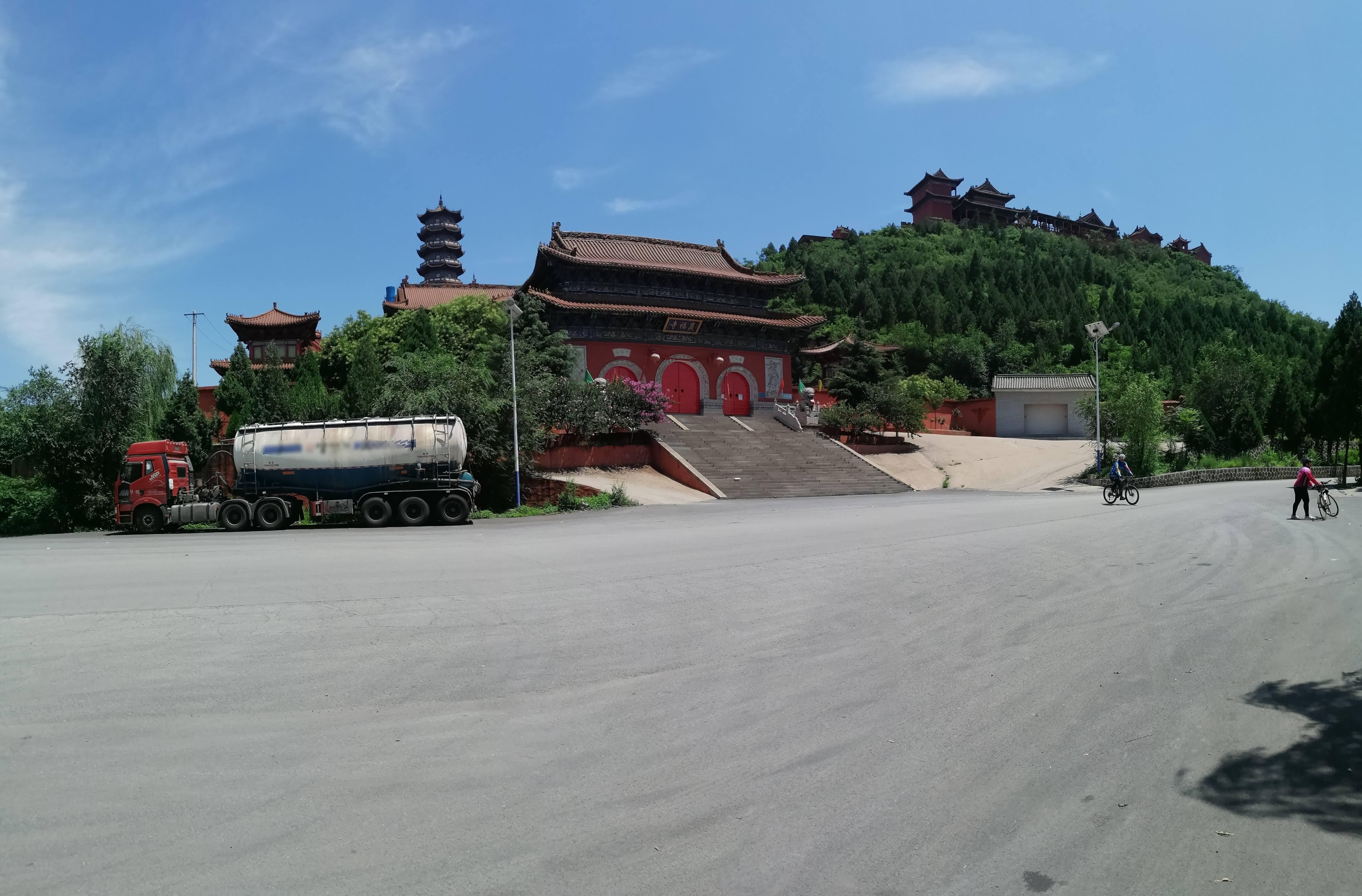 赢福寺实景照片