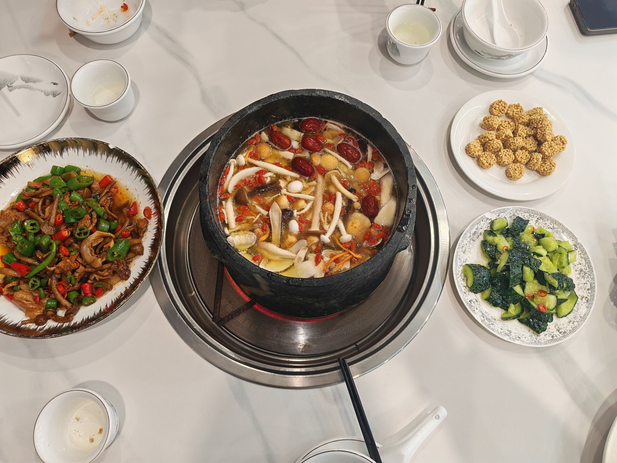 臻菌石锅王府