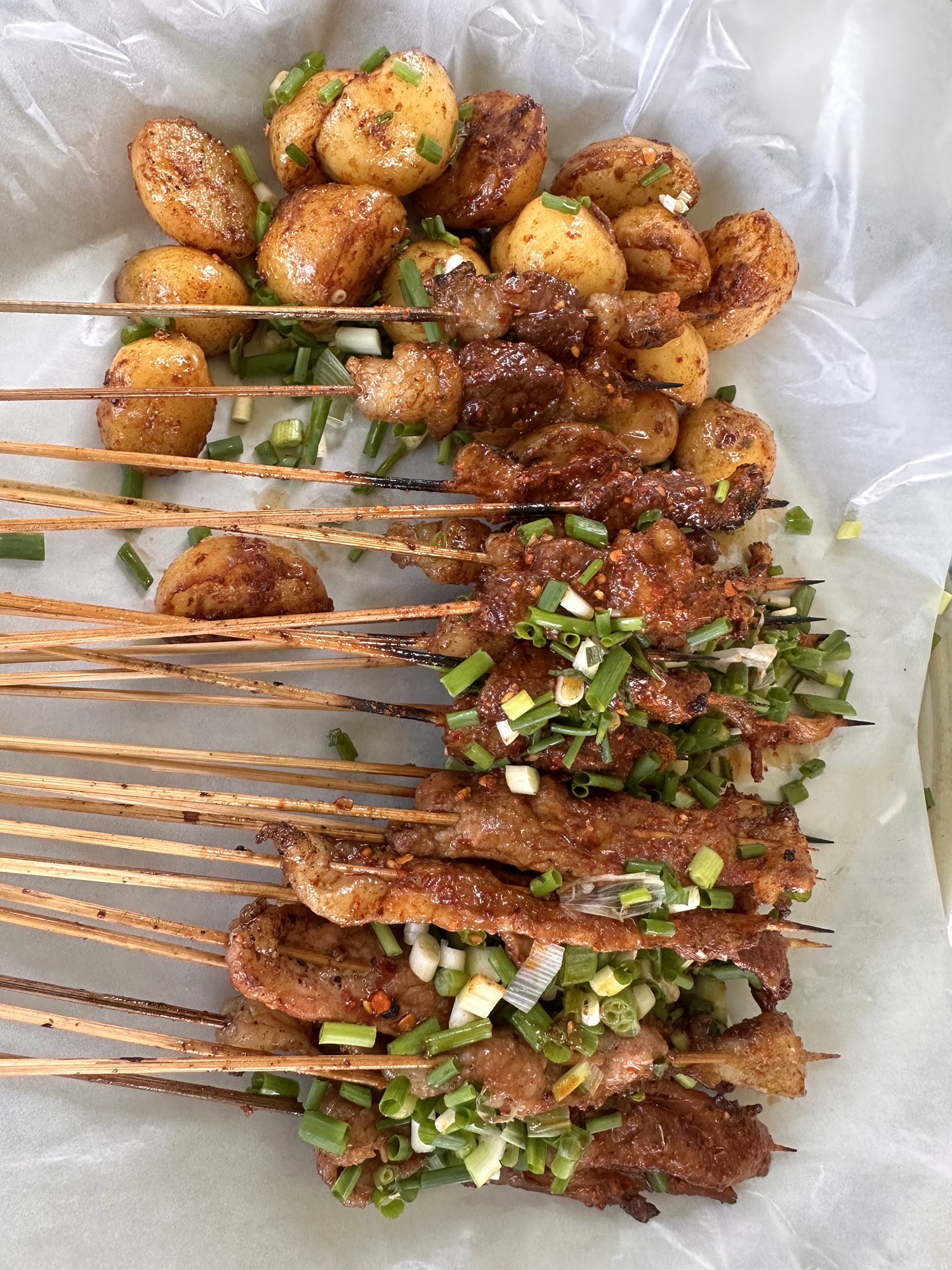 云南建水鸡脚王烧烤(旗舰店)