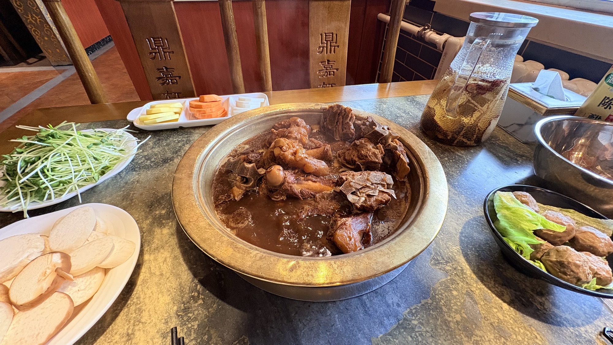 鼎嘉轩羊蝎子火锅店