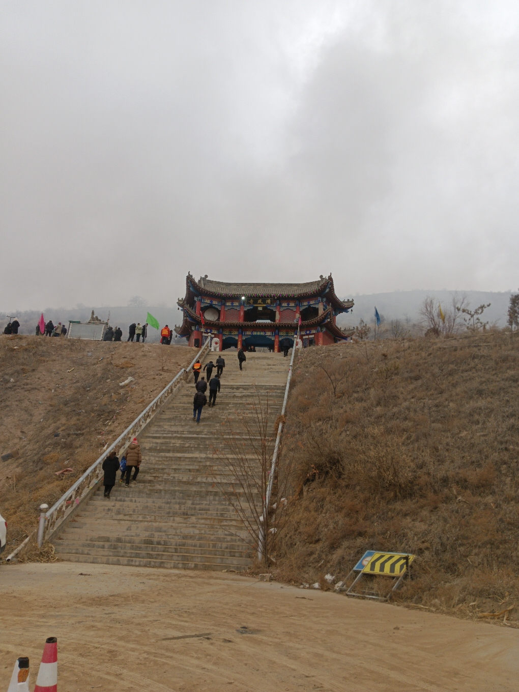 钟岔盘龙山清风寺实景照片