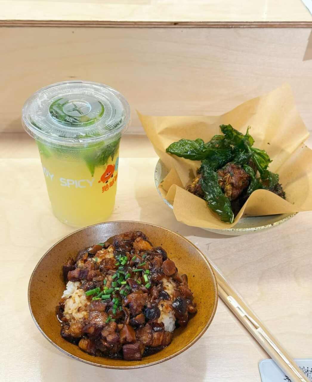 绝味鸭脖(鸿瑞店)