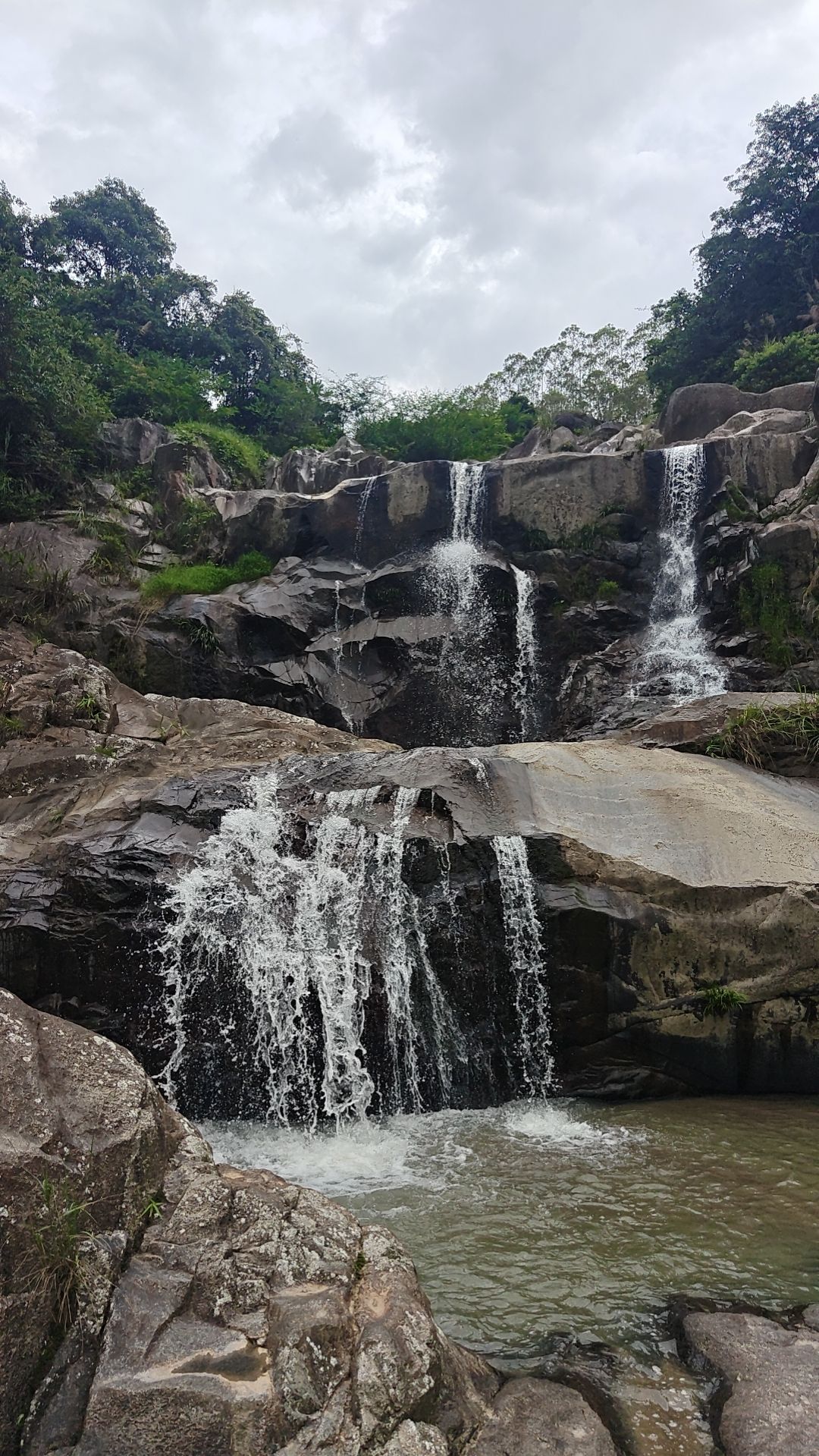 多岭坪土地庙实景照片