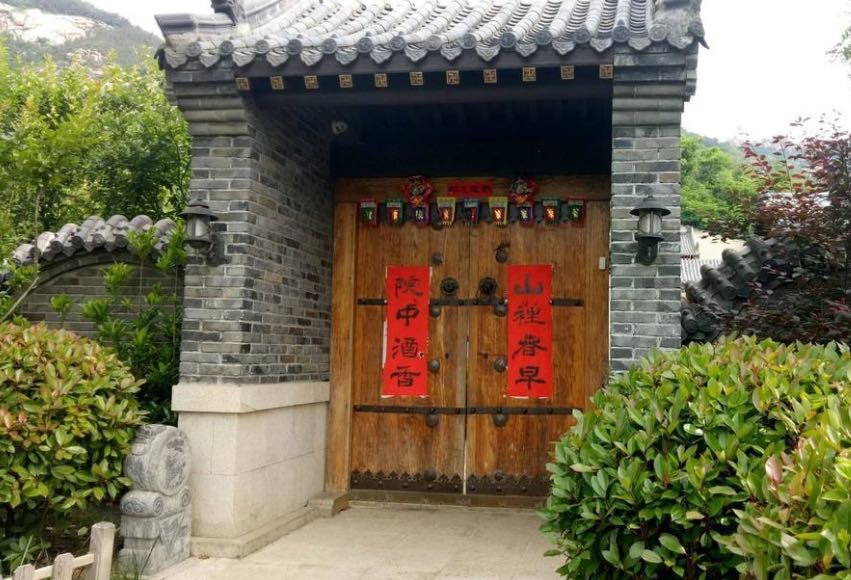 山后石门庙实景照片