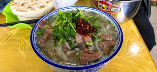 马峪口清真和平泡馍馆
