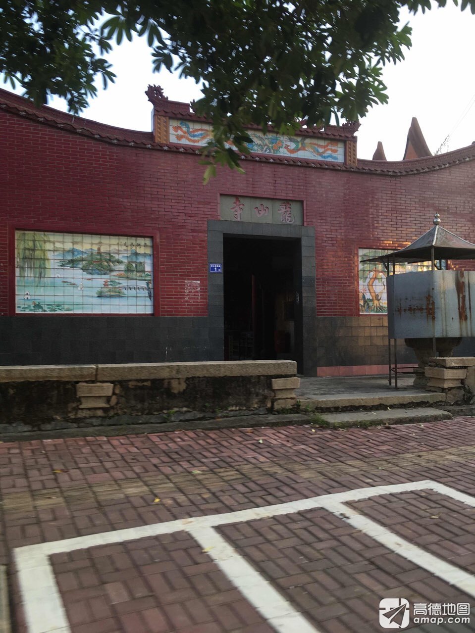 龙山寺实景照片