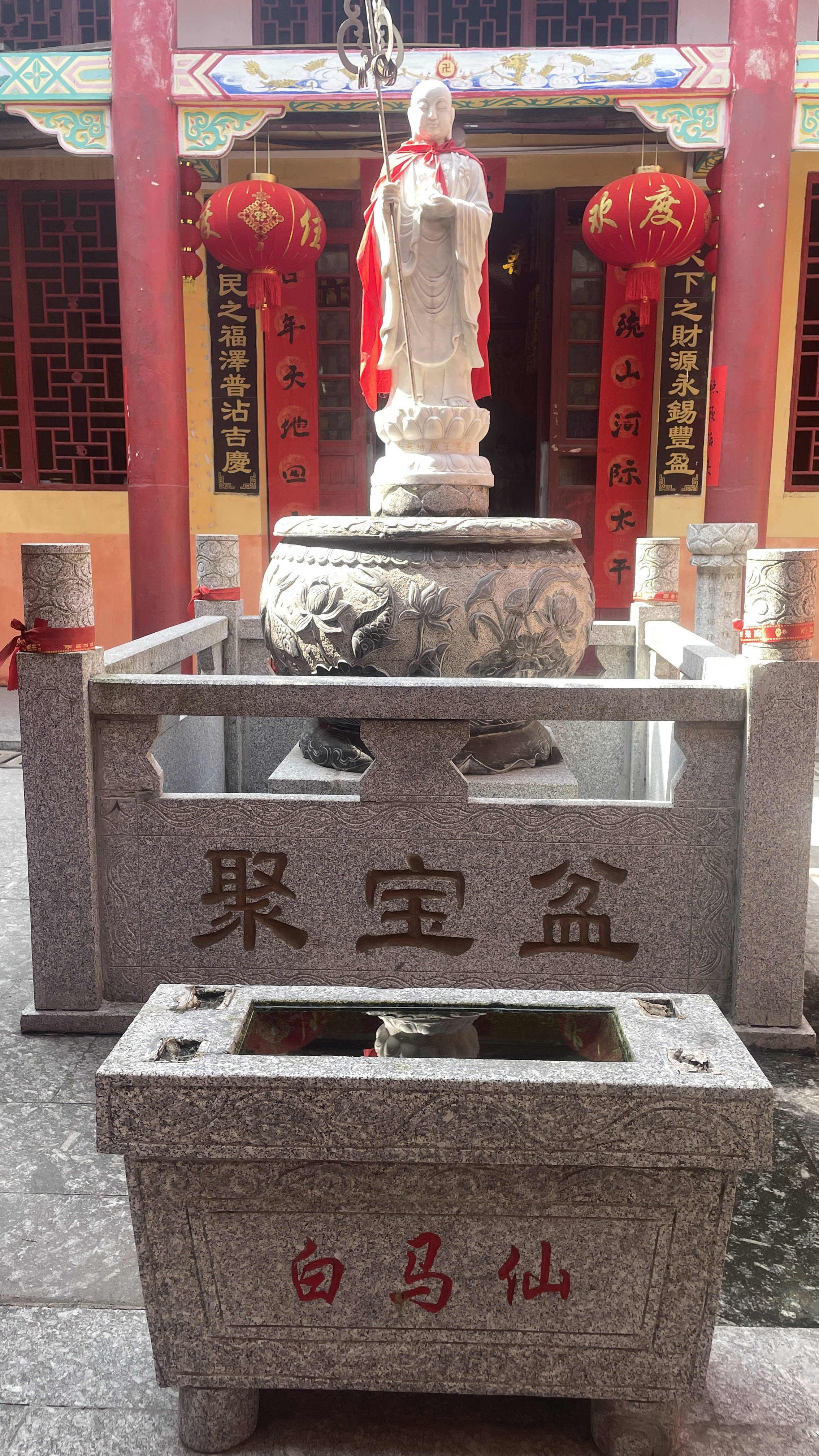 白马仙寺实景照片