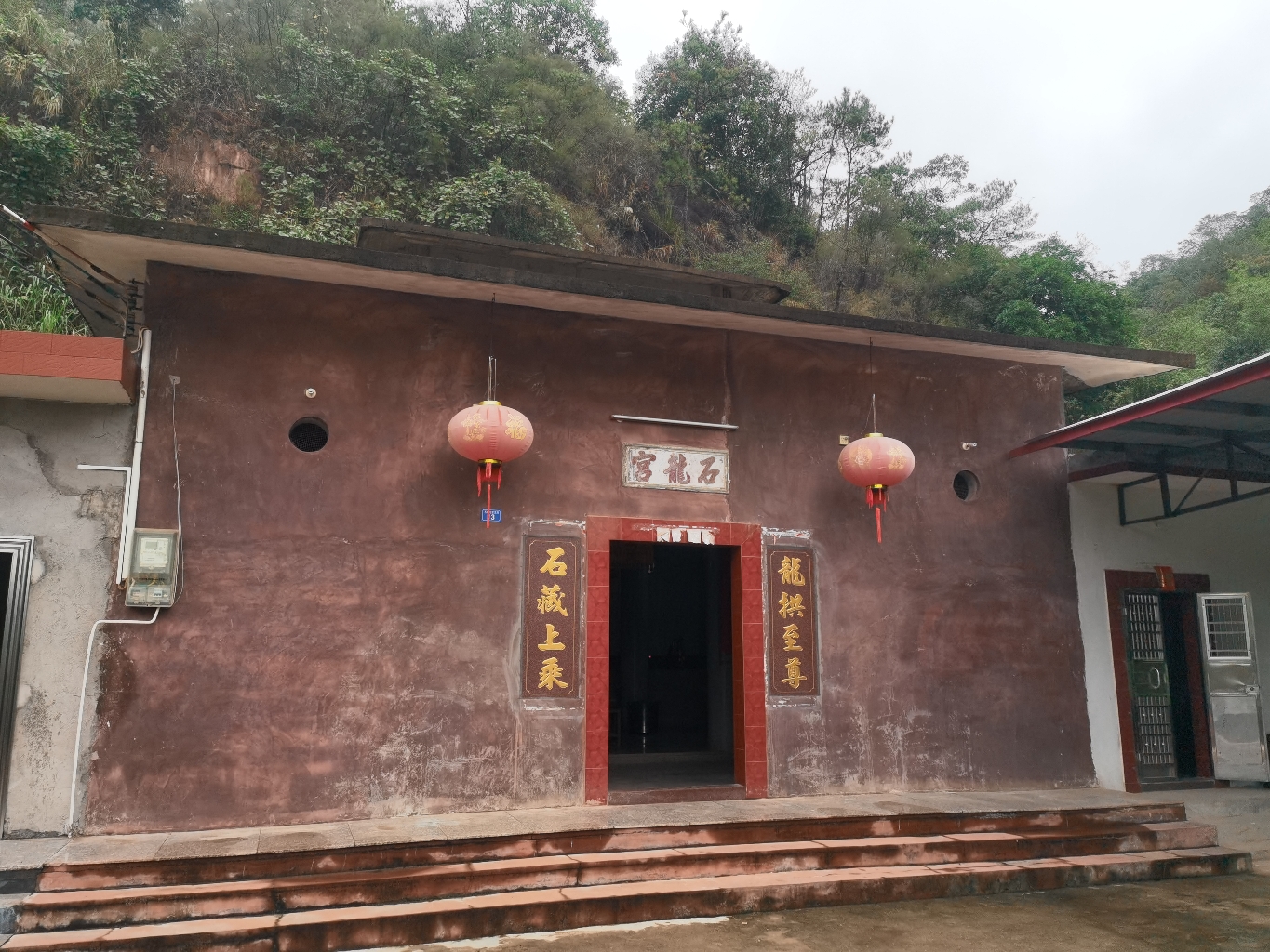 石龙宫实景照片