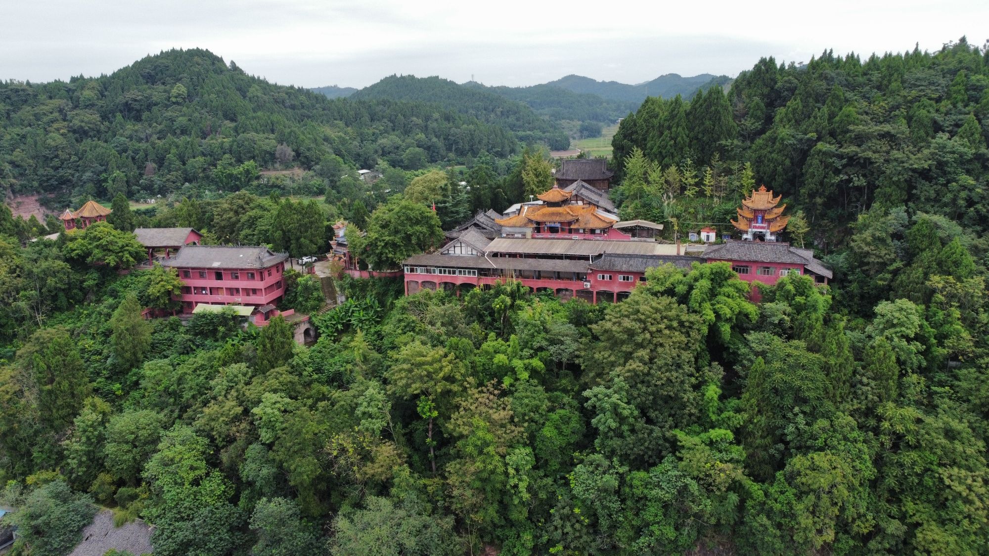 楞严阁道观实景照片