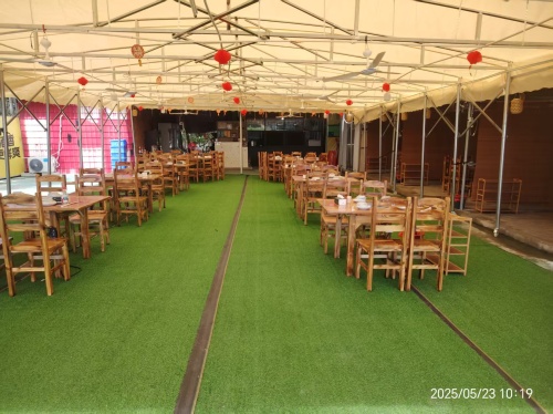 黎安村口火锅店