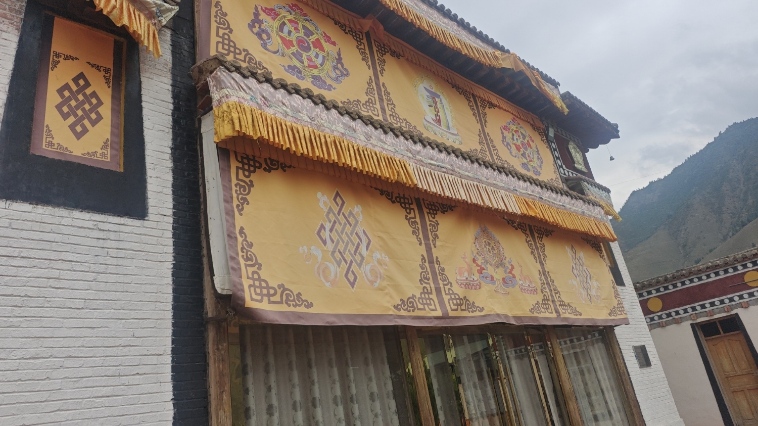 多哇寺实景照片