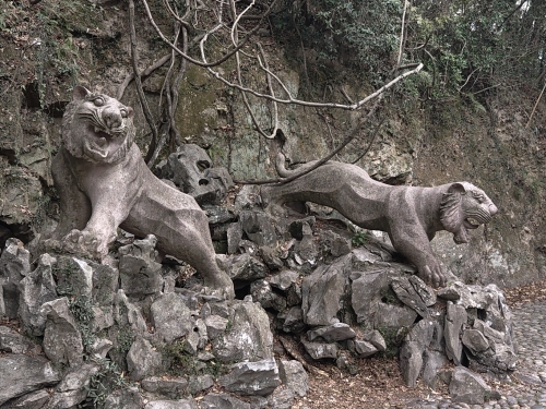 虎山公园-石老虎