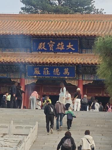 大雄宝殿实景照片