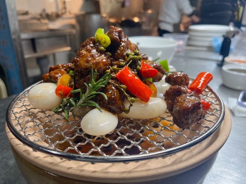 鹊华居·地道鲁菜·海鲜·融合味(大明湖店)