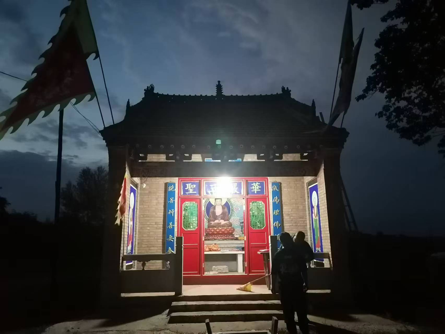 佛爷庙实景照片