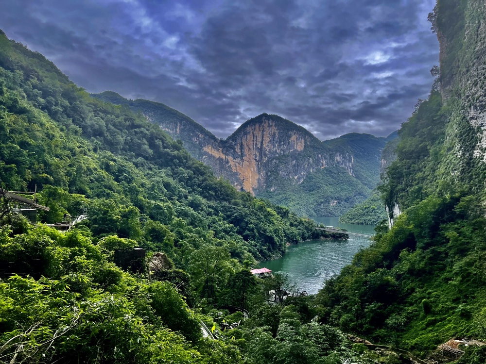 蝶舞清江·蝴蝶岩清江大峡谷景点图片