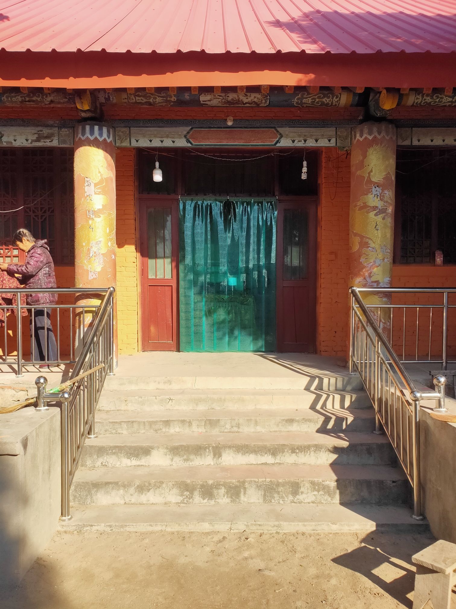 山城区西鹿村隆兴寺实景照片
