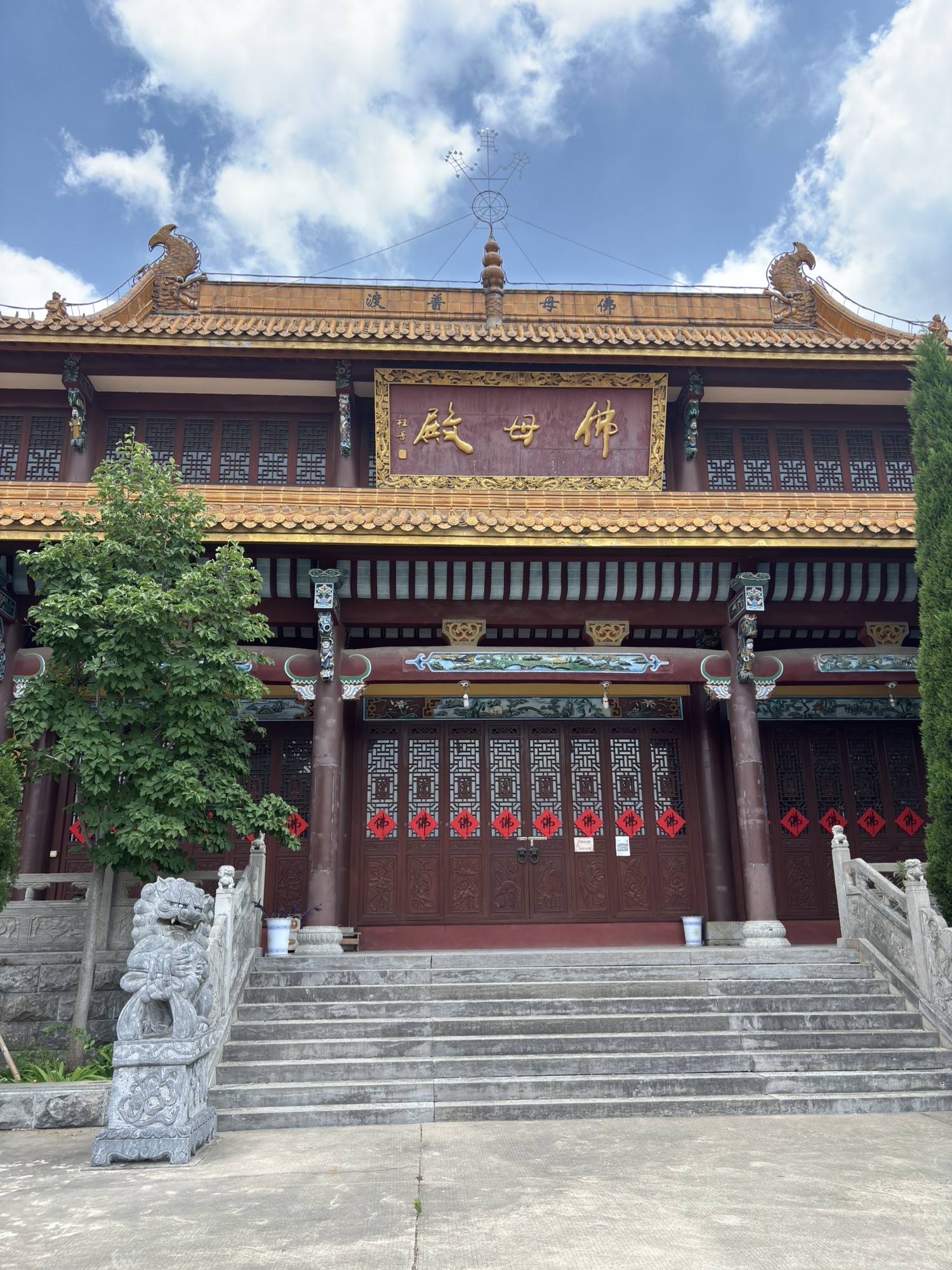佛母殿实景照片