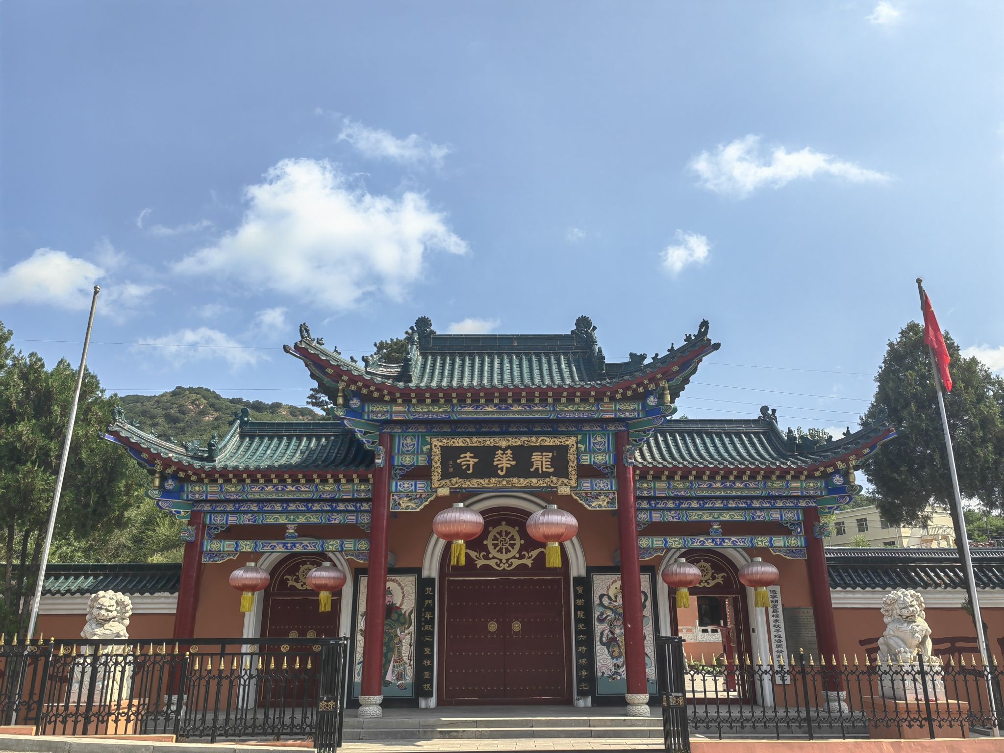 龙华寺实景照片
