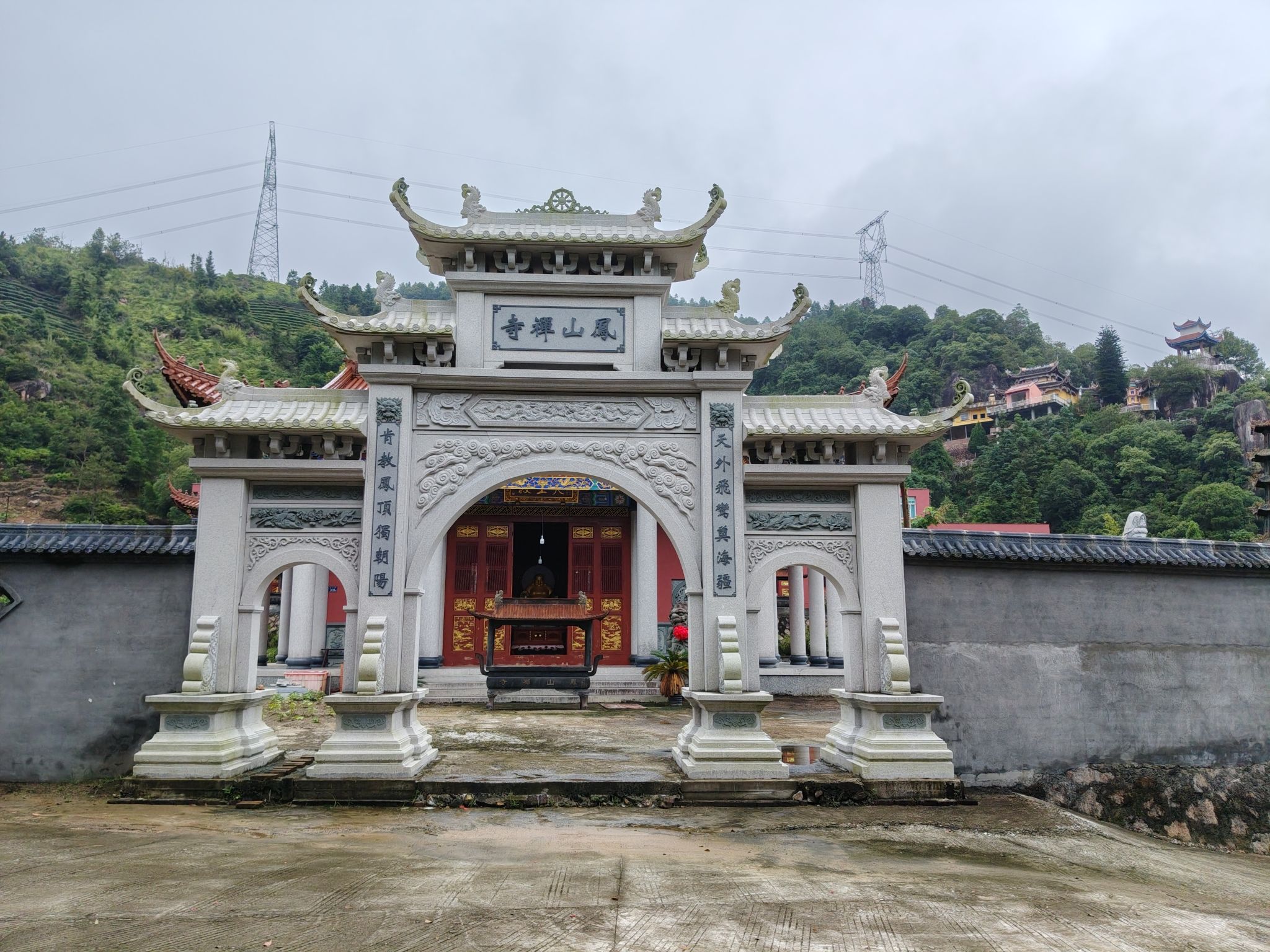 凤山禅寺实景照片