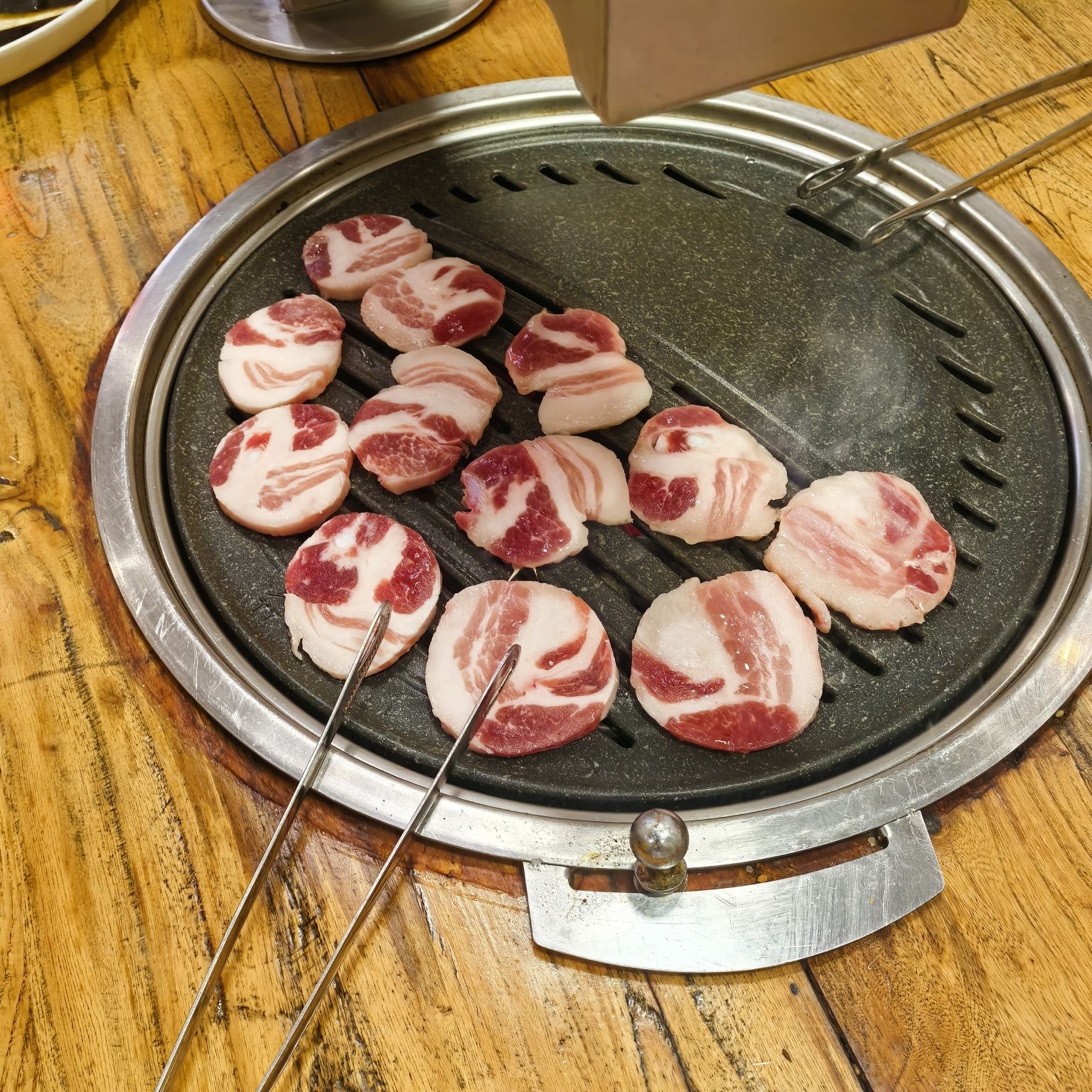 集安市将军府火盆烤肉店