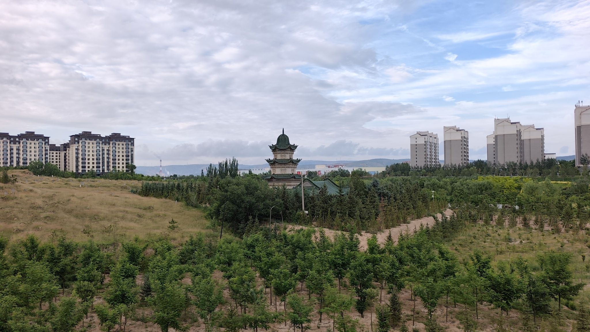饮马河嘎德寺实景照片