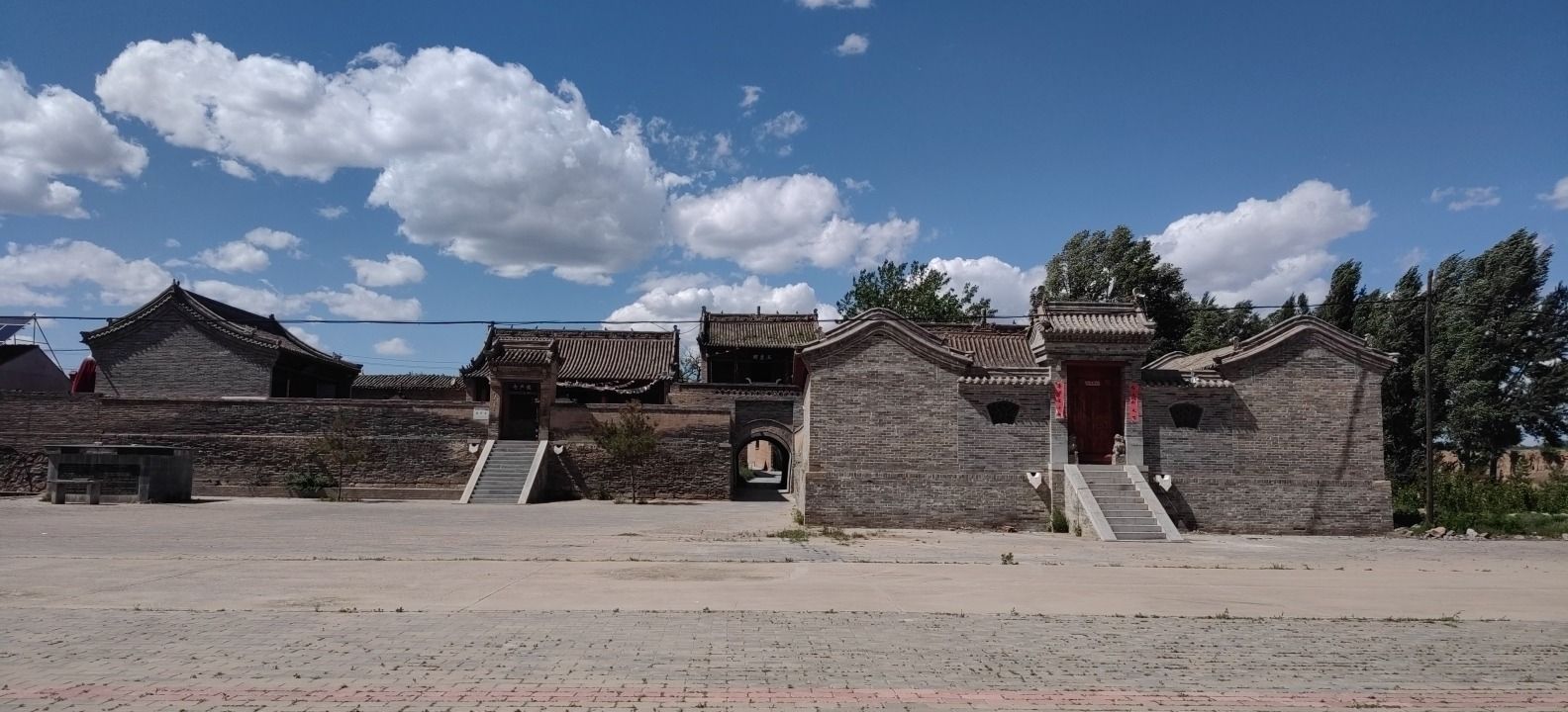 慈严寺实景照片