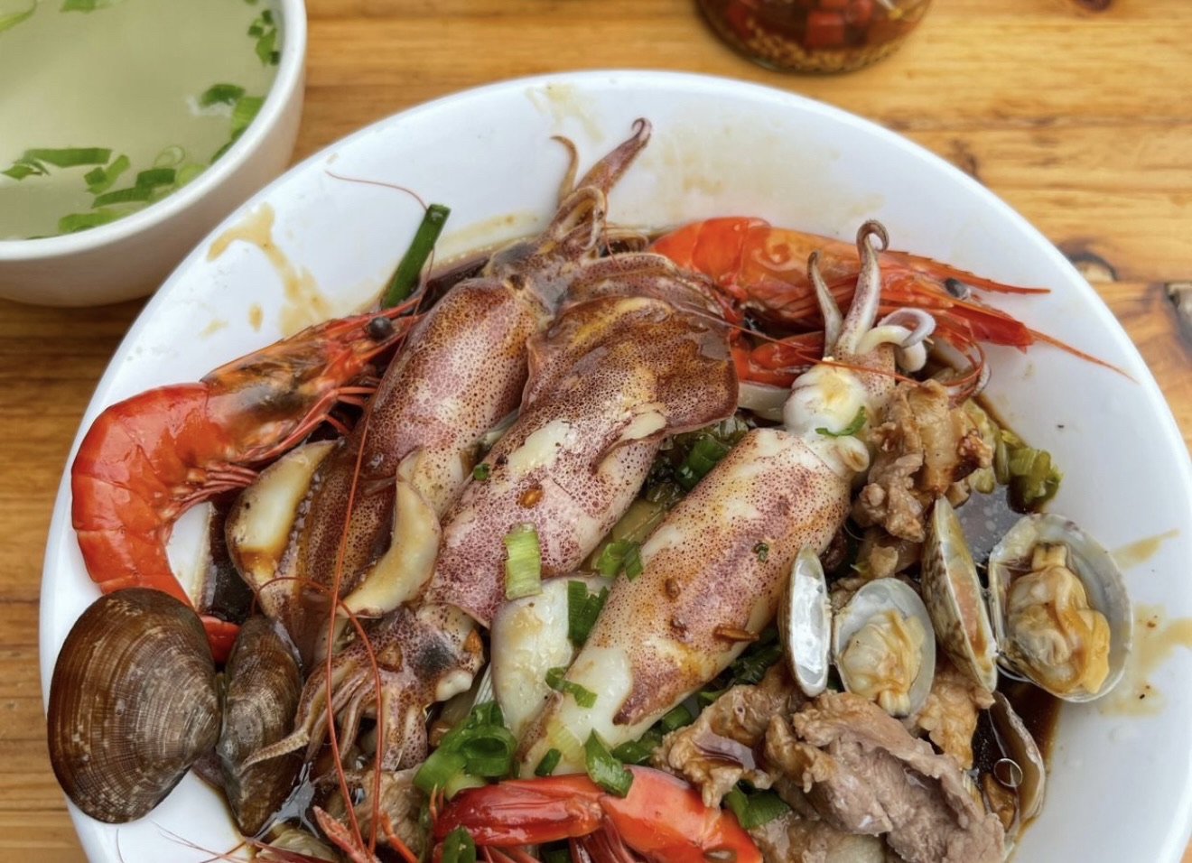胖1佳海鲜早餐店