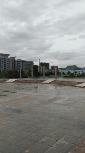 爱莲广场旅行图片 2