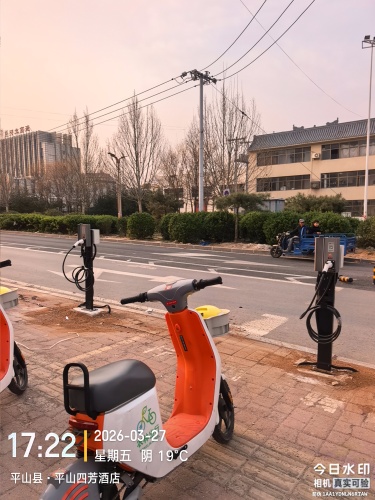 闪开汽车充电站(四芳酒店)