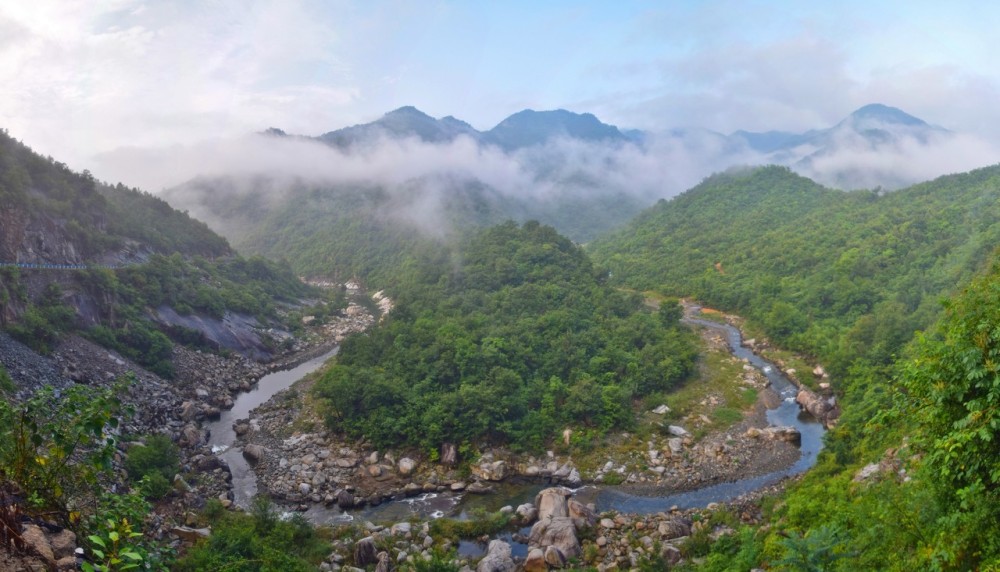 宝天曼峡谷漂流景点图片