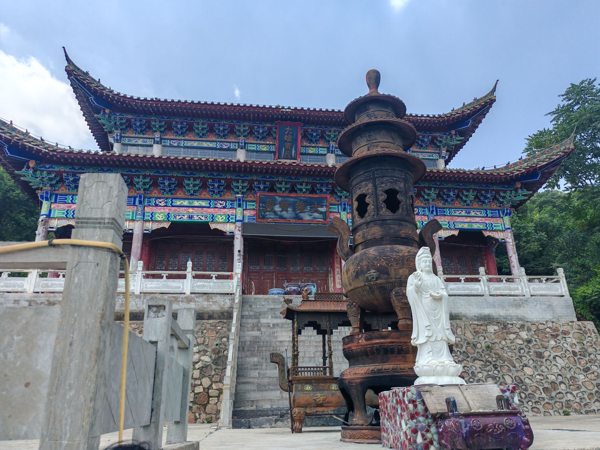 灵泉寺实景照片