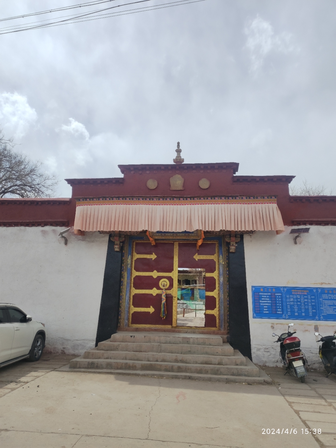 朗唐寺实景照片