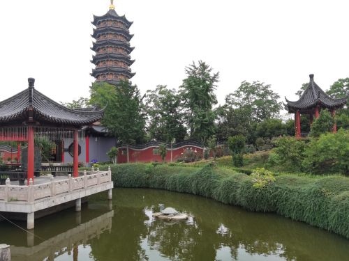 葛仙湖公园-崇明寺大圣塔