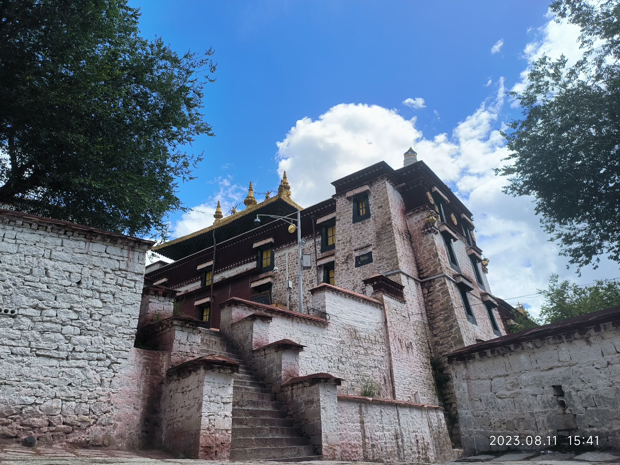 色拉寺-度母庙实景照片