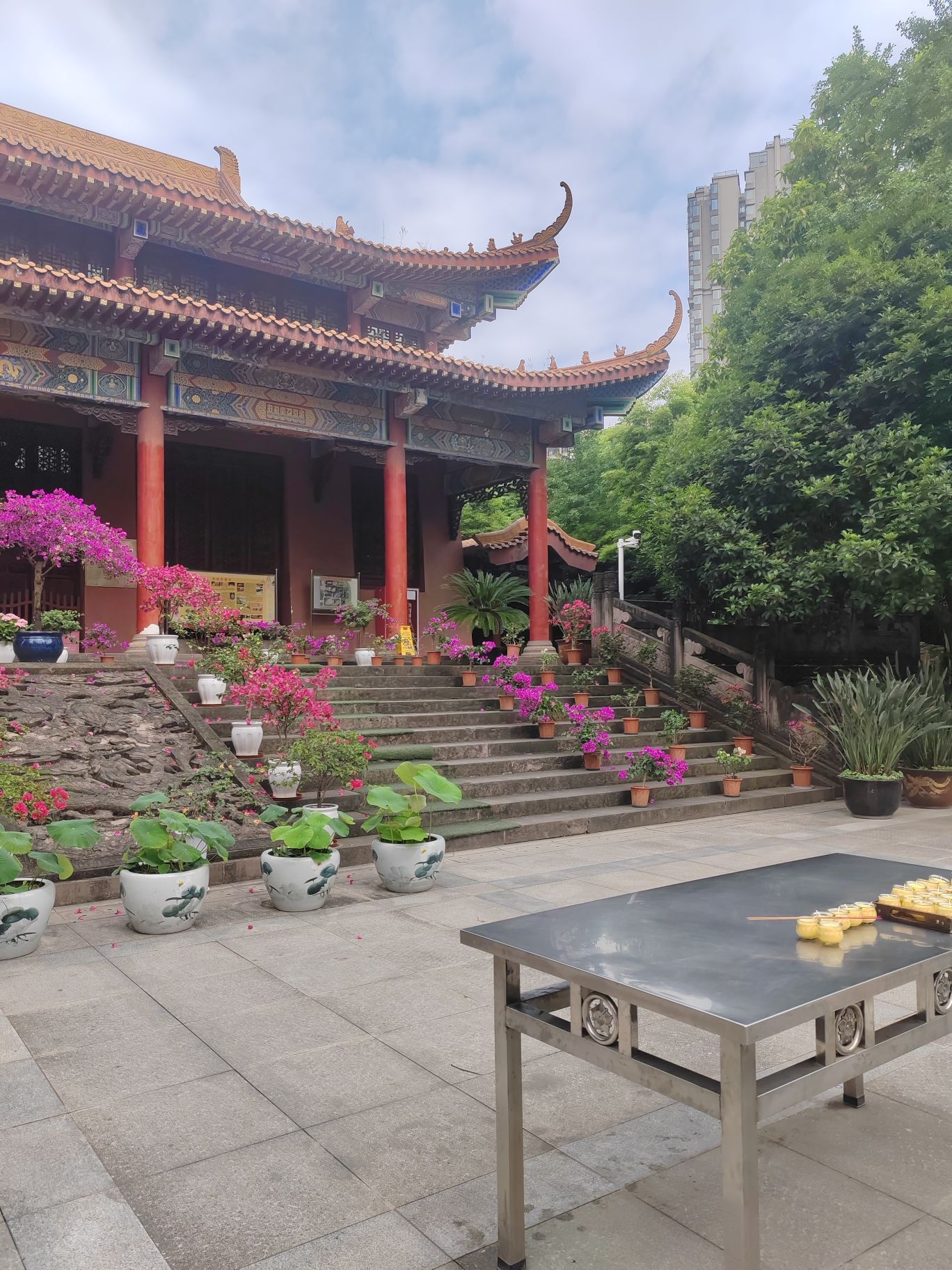 大雄宝殿实景照片