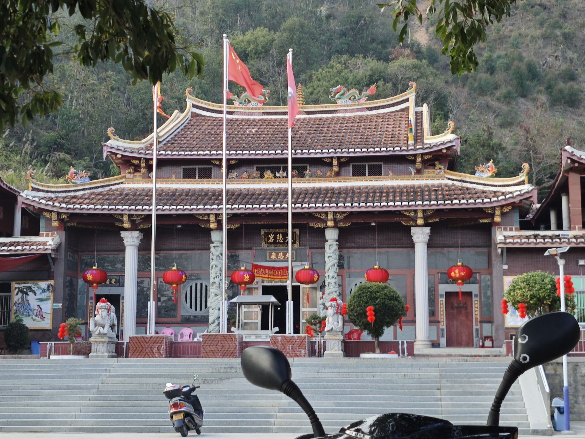 大悲岩仙公寺实景照片