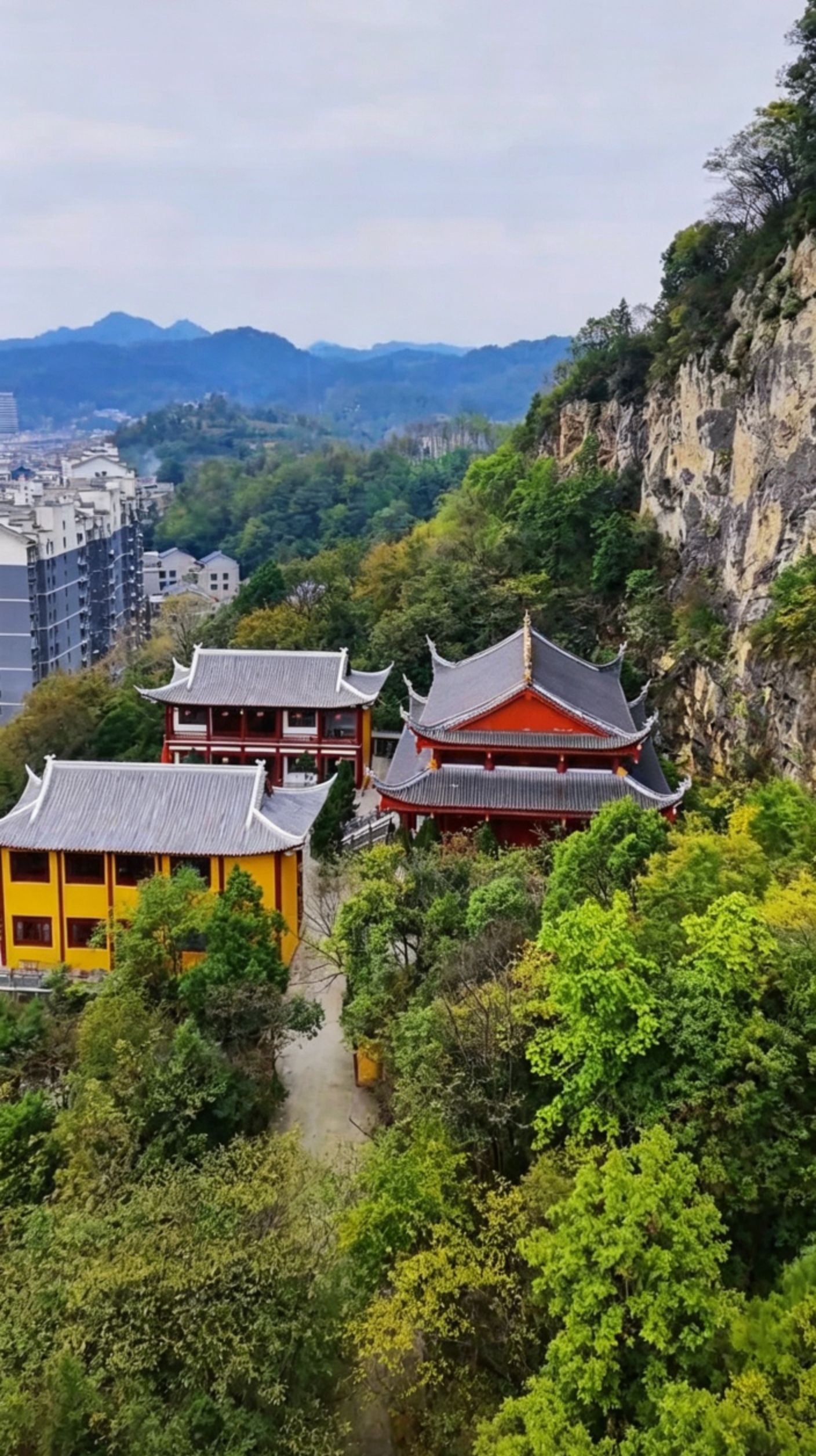 三穗县甘霖寺实景照片