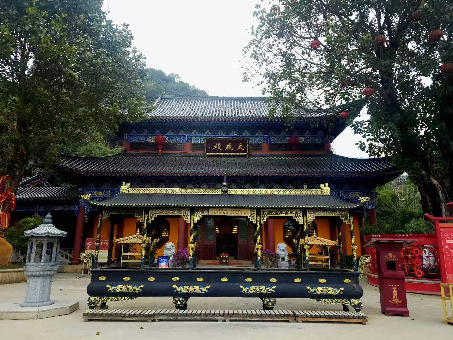 东华禅寺-太岁殿实景照片