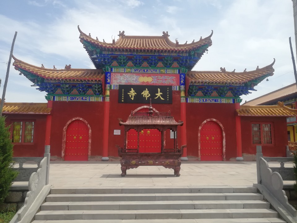 大佛寺实景照片