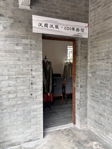 Gallery 4