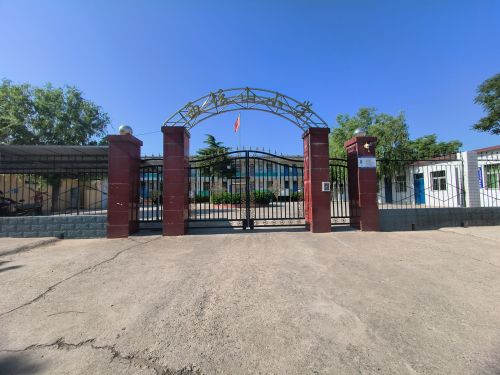 西坛山小学